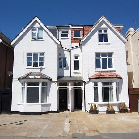 Stylish 1 Bed Flat With Private Terrace In Wimbledon - 3 The Queens Лондон Экстерьер фото